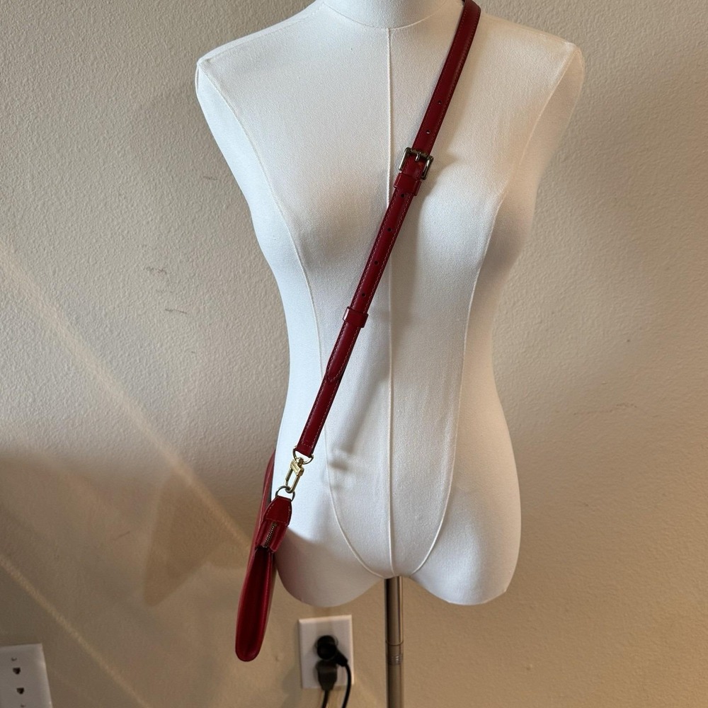 Louis Vuitton Red Epi Adjustable Shoulder Strap Crossbody Strap Vintage